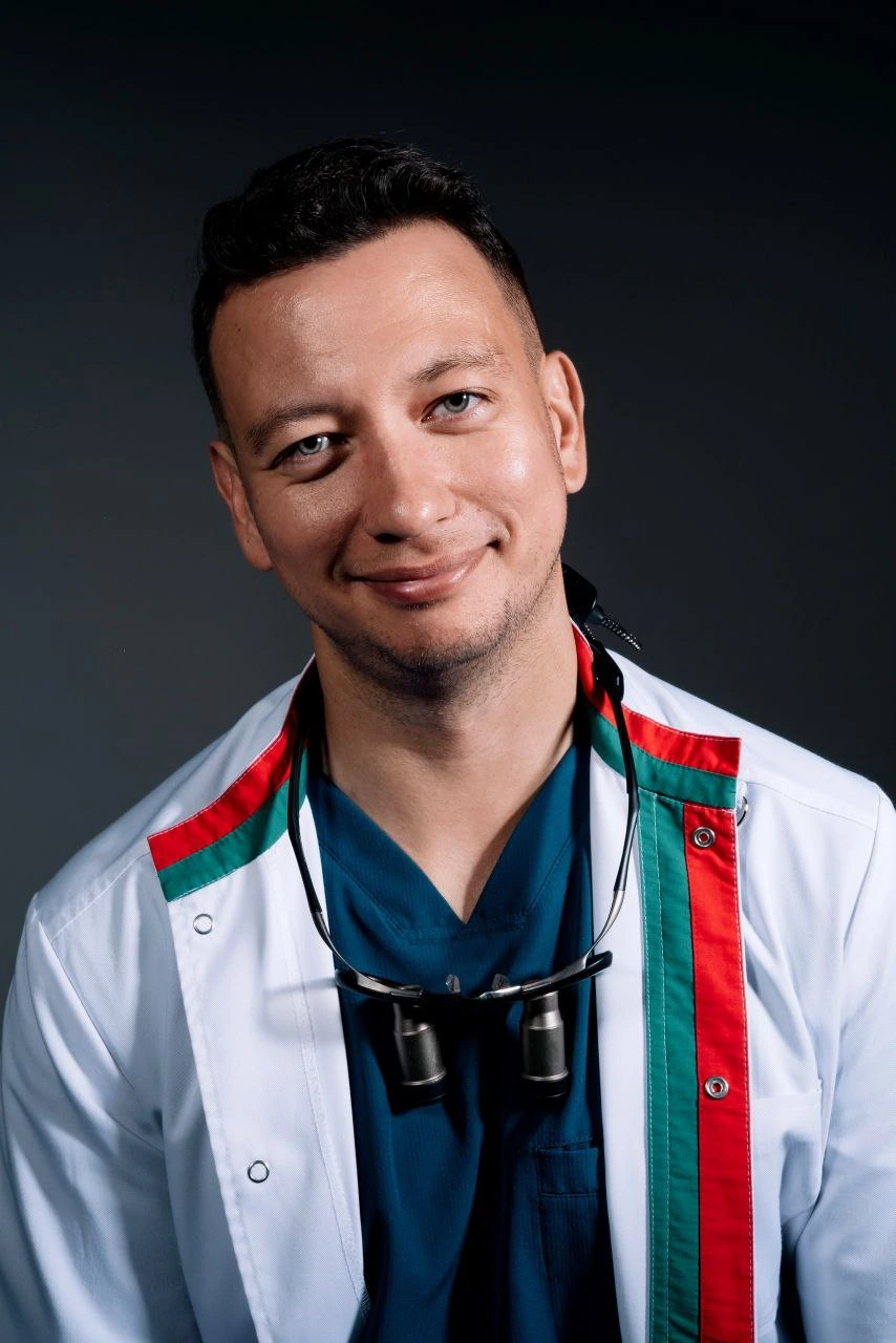 Малишевский Владимир Михайлович - кистевой хирург, травматолог, ортопед в Тюмени